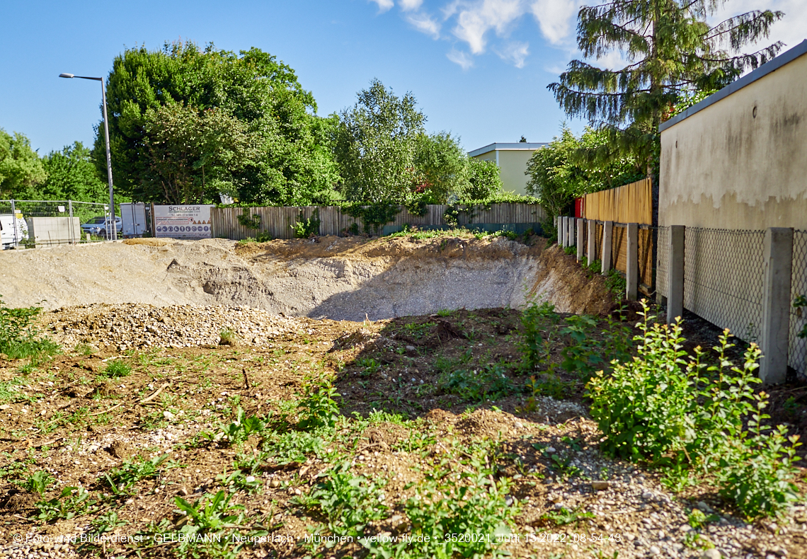 15.06.2022 - Baugrube an der Niederalmstraße 16
